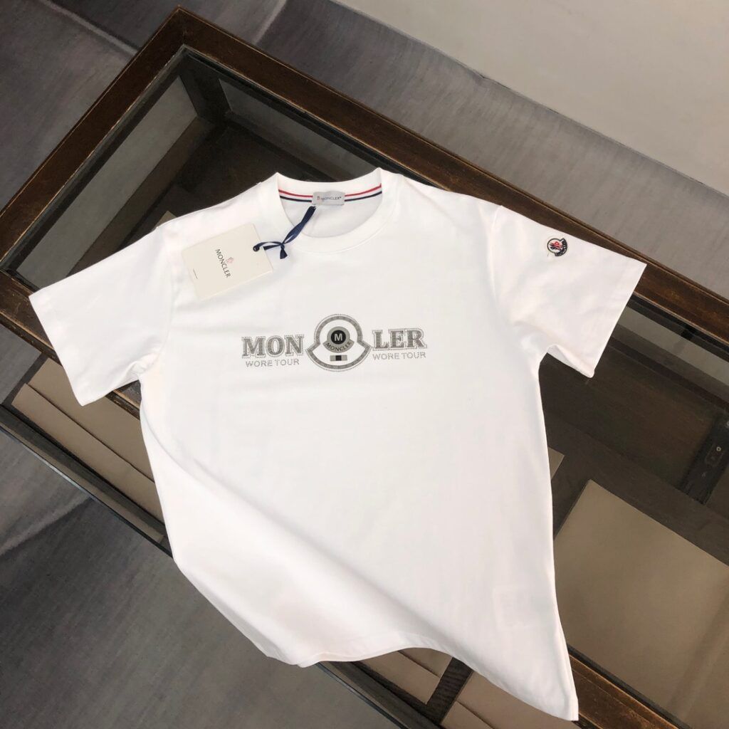 MON T-Shirt