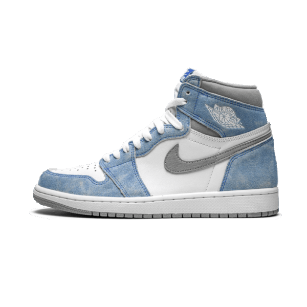 HYPER ROYAL