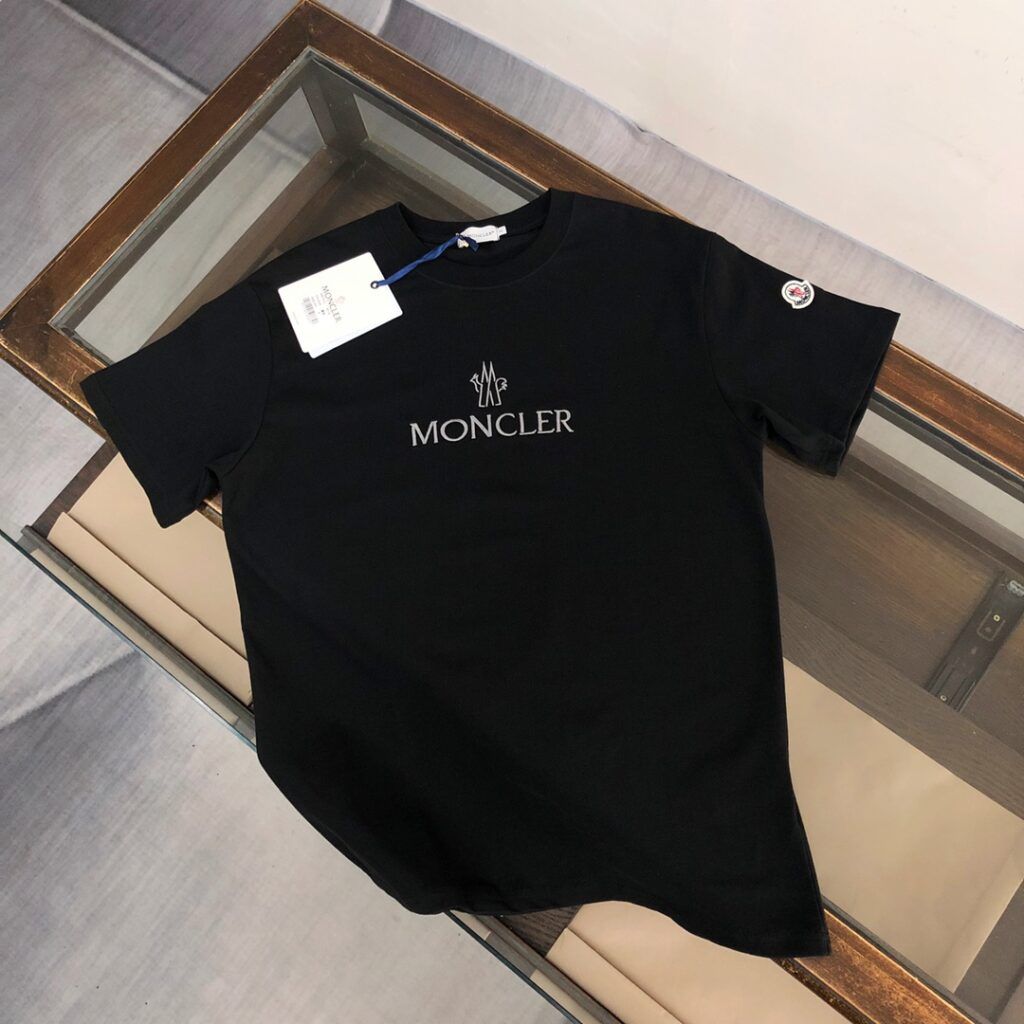 MON T-Shirt