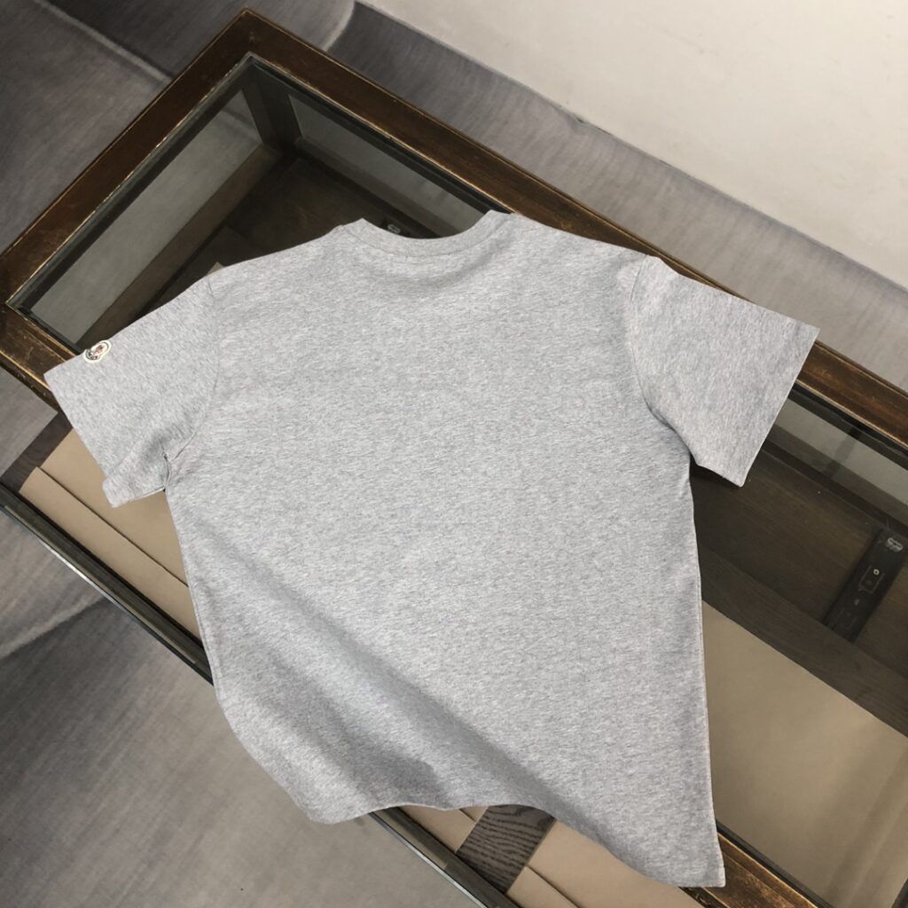MON T-Shirt