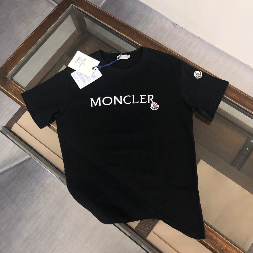 MON T-Shirt