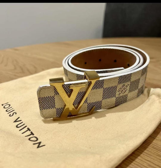 LV cintura