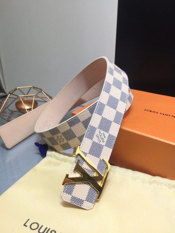 LV cintura